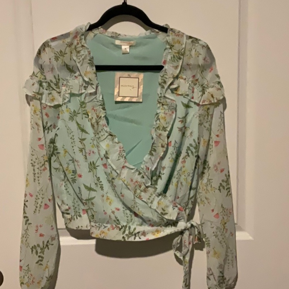 Accuracy sage Wrap Ruffled Blouse Long Sleeve